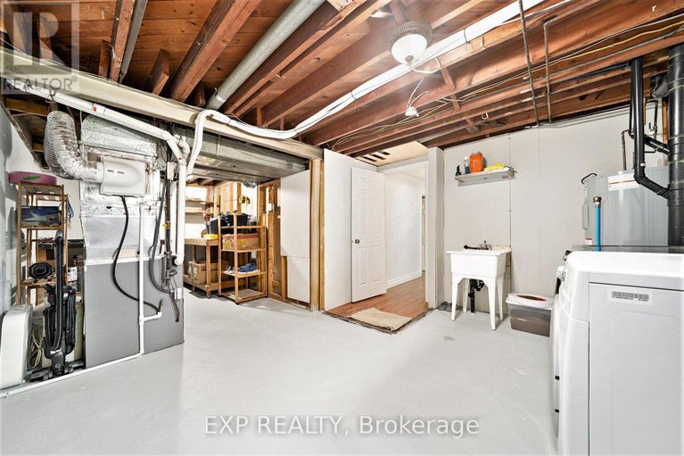 28811439/1954-rosebella-avenue/blossom-parkleitrim/ottawa/ontario/K1T1G7_29