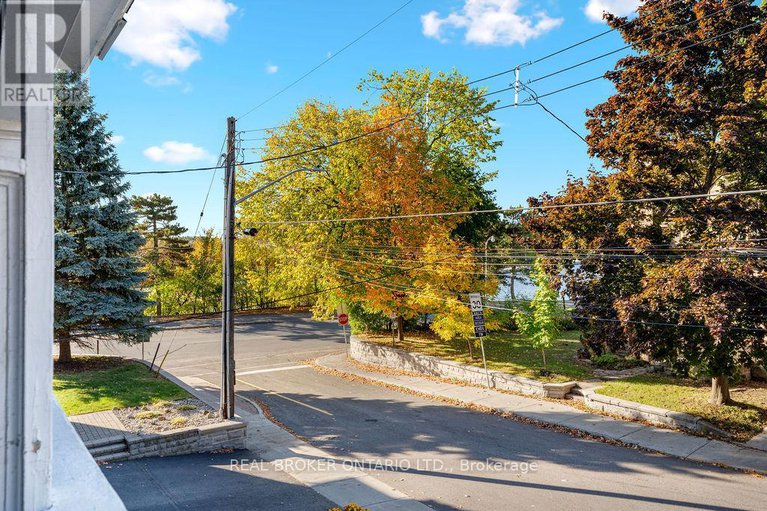 28987667/23-lakeview-terrace/dows-lake/ottawa/ontario/K1S3H3_37