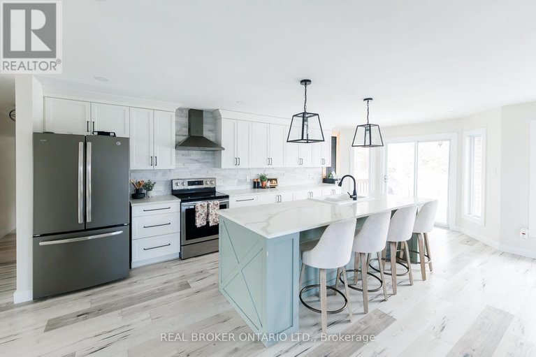 29680902/1391-sutherland-drive/manotick-south-to-roger-stevens/ottawa/ontario/K4M1B3_6