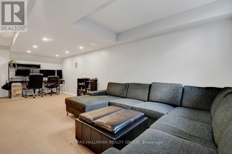 28388701/136-potts-private/notting-hillsummerside/ottawa/ontario/K4A0N7_28