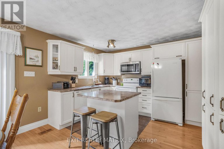 28814965/112-eliza-street/champlain-twp/champlain/ontario/K0B1K0_15