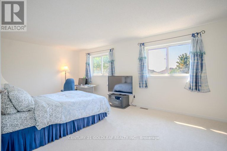 28627502/612-chenier-way/fallingbrookpineridge/ottawa/ontario/K4A1R1_25