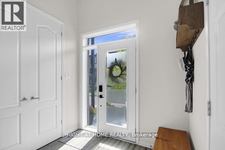 29103269/507-radiant-private/emerald-meadowstrailwest/ottawa/ontario/K2M0M9_3