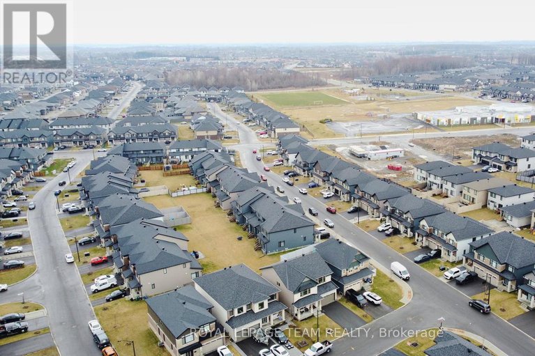 28195220/202-zinnia-way/riverside-southgloucester-glen/ottawa/ontario/K4M0L4_43