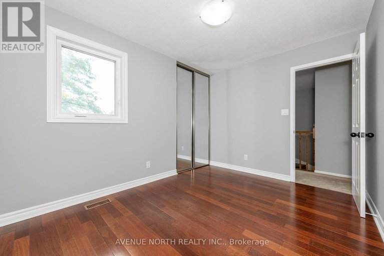 28856962/2-chickasaw-crescent/bridlewood/ottawa/ontario/K2M1M3_37