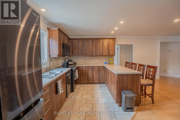 29637005/682-henri-circle/town-of-rockland/clarence-rockland/ontario/K4K1C4_3