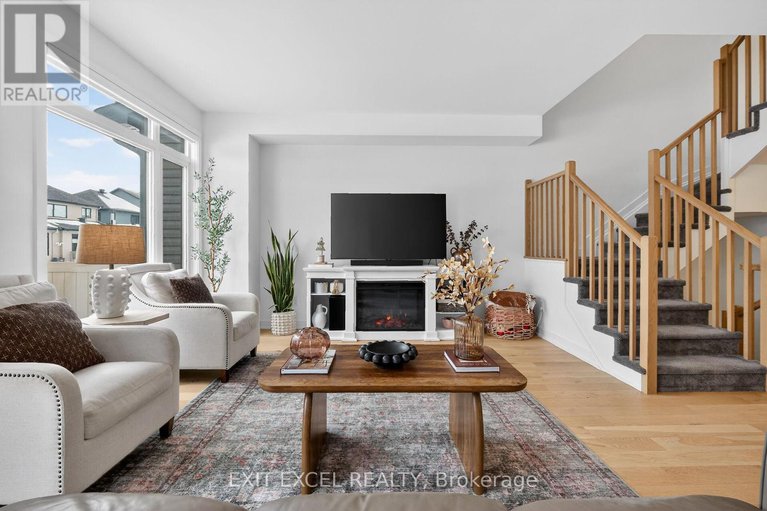 29373647/240-zinnia-way/riverside-southgloucester-glen/ottawa/ontario/K4M0K8_12