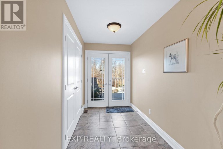 28552096/5940-brophy-drive/south-of-fallowfield-road/ottawa/ontario/K0A2Z0_37