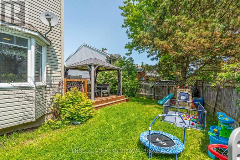 28419048/92-markland-crescent/barrhaven-east/ottawa/ontario/K2G5Z7_39