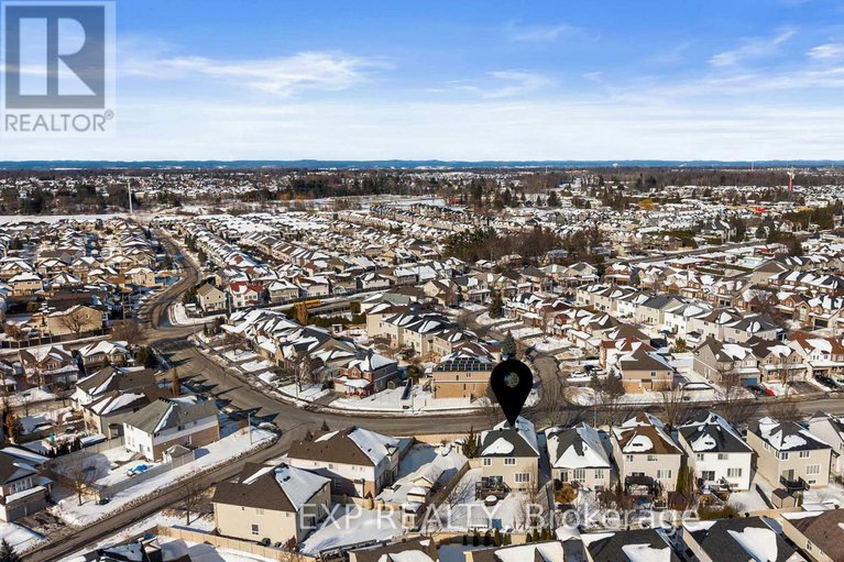 29385318/117-joshua-street/mer-bleuebradley-estatesanderson-park/ottawa/ontario/K1W0A4_50