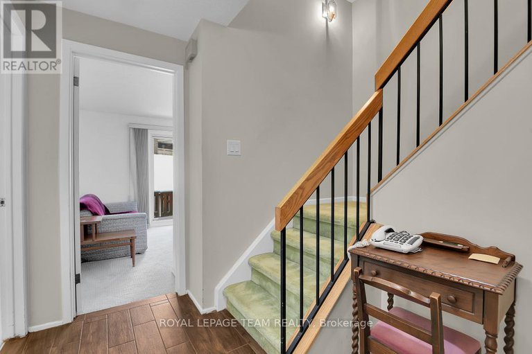 29224788/16-1137-ambleside-drive/woodroffe/ottawa/ontario/K2B8E2_24