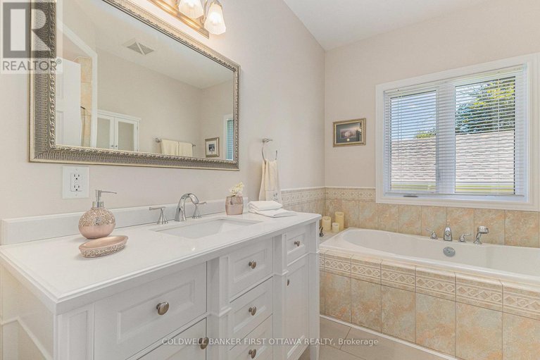 28776188/475-moffatt-street/carleton-place/carleton-place/ontario/K7C4V8_19