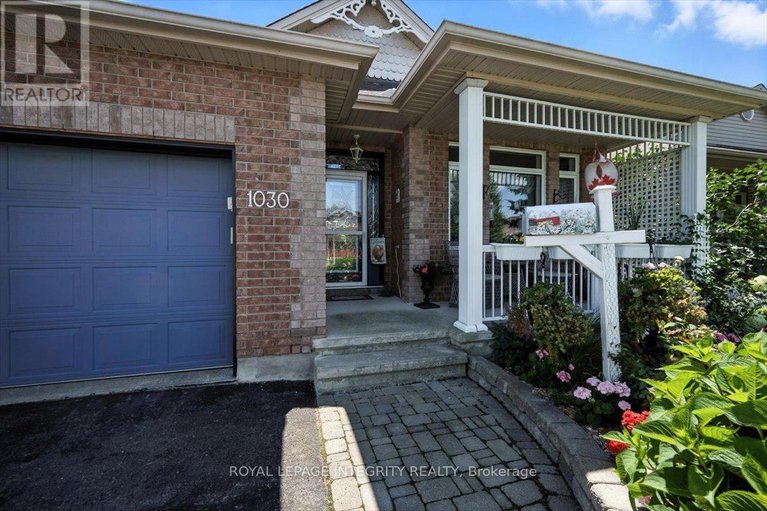 29339482/1030-valin-street/fallingbrookgardenway-south/ottawa/ontario/K4A4X7_3