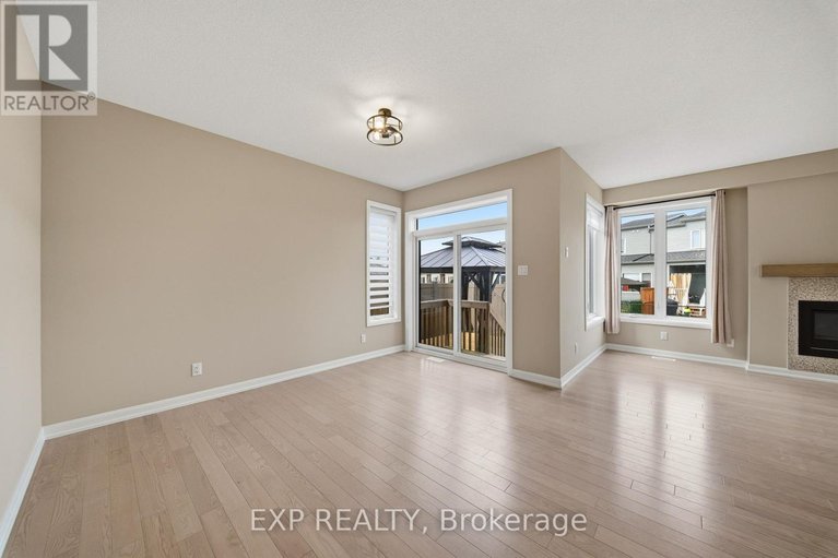 29598094/1220-diamond-street/clarencerockland-twp/clarence-rockland/ontario/K4K0M1_19