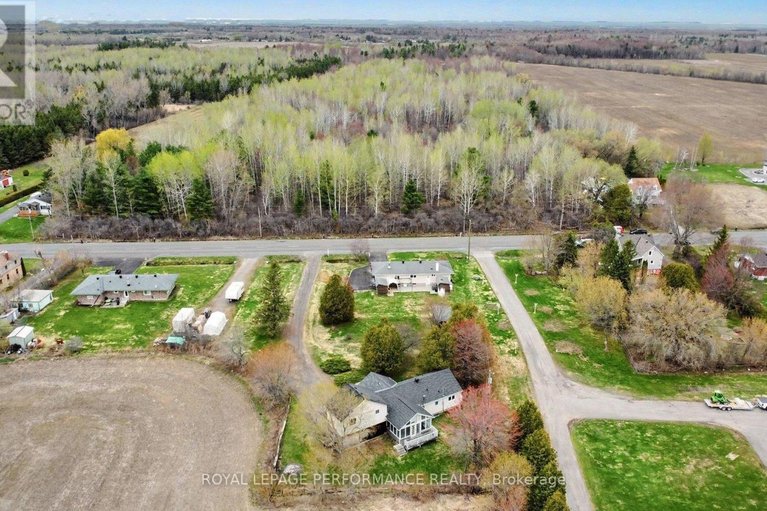 29682894/4946-thunder-road/carlsbad-springs/ottawa/ontario/K0A1K0_33