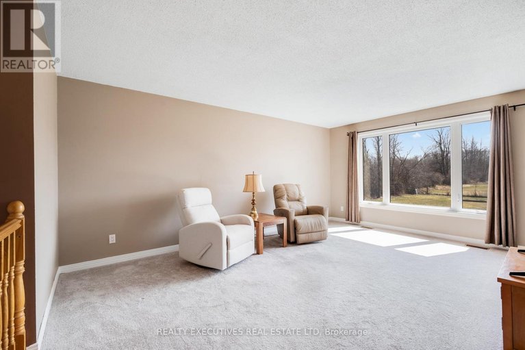 29601263/13178-froats-road/south-dundas-williamsburgh-twp/south-dundas/ontario/K0C1H0_18