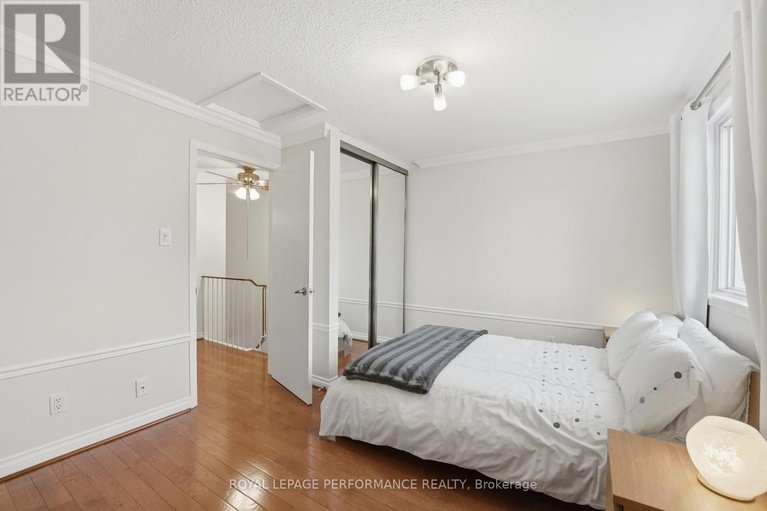 29570423/6442-bilberry-drive/orleans-wood/ottawa/ontario/K1C4P3_16