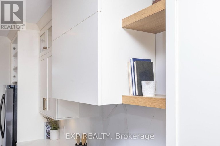 29498096/245-trudeau-crescent/russell-twp/russell/ontario/K4R1E5_19