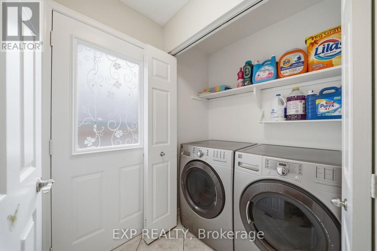 29481548/180-equestrian-drive/bridlewood/ottawa/ontario/K2M2B9_9