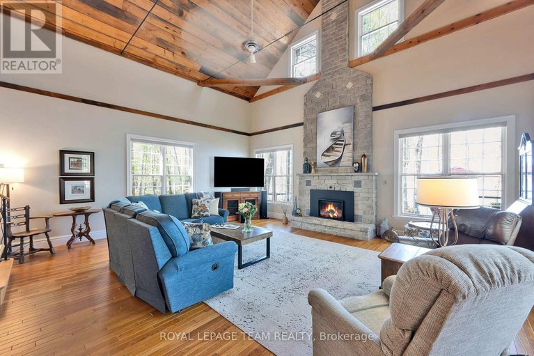 28320993/270-morris-island-drive/fitzroy/ottawa/ontario/K7S3G7_16
