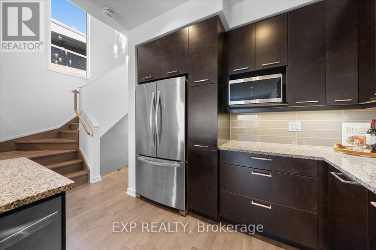 29639799/769-brian-good-avenue/riverside-southgloucester-glen/ottawa/ontario/K4M0E3_10