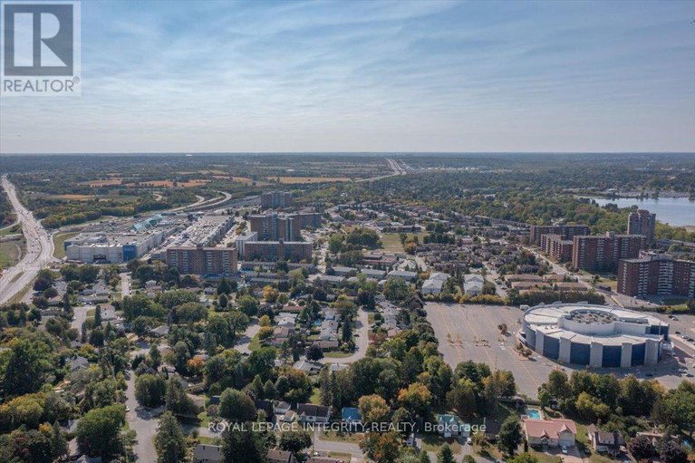 29035387/4-2949-richmond-road/britannia-heights/ottawa/ontario/K2B6S6_47