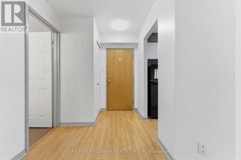 29585548/1602-199-kent-street-n/ottawa-centre/ottawa/ontario/K2P2K8_14