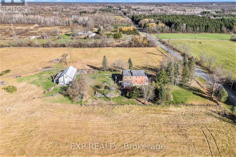 28205168/18873-kenyon-concession-5-road/north-glengarry-kenyon-twp/north-glengarry/ontario/K0C1A0_28