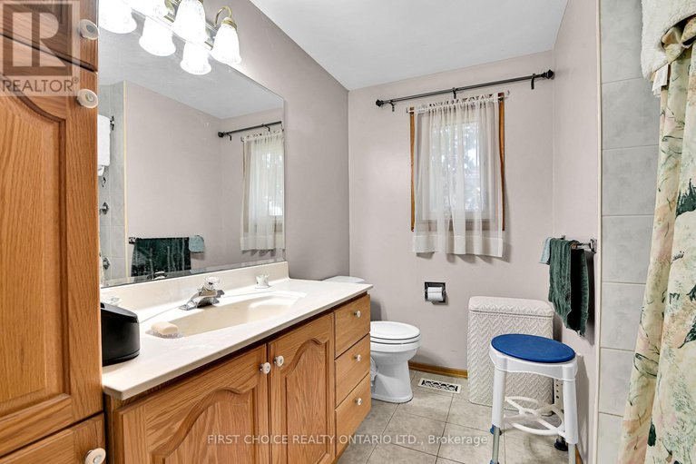 29003190/1577-claymor-avenue/carleton-heights/ottawa/ontario/K2C1T4_20