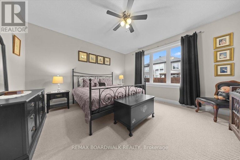 29612405/279-sceptre-way/emerald-meadowstrailwest/ottawa/ontario/K2V0C6_22