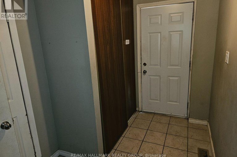 28375991/6-2669-southvale-crescent/sheffield-glenindustrial-park/ottawa/ontario/K1B4V2_3