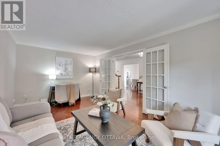 28809011/19-forestglade-crescent/hunt-club-park/ottawa/ontario/K1G5X3_7