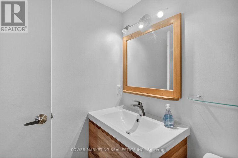 29383000/107-1380-prince-of-wales-drive/carleton-square/ottawa/ontario/K2C3N5_20