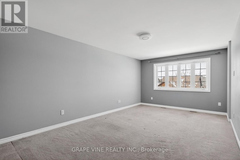 29427195/84-settlement-lane/village-of-russell/russell/ontario/K4R0A4_19