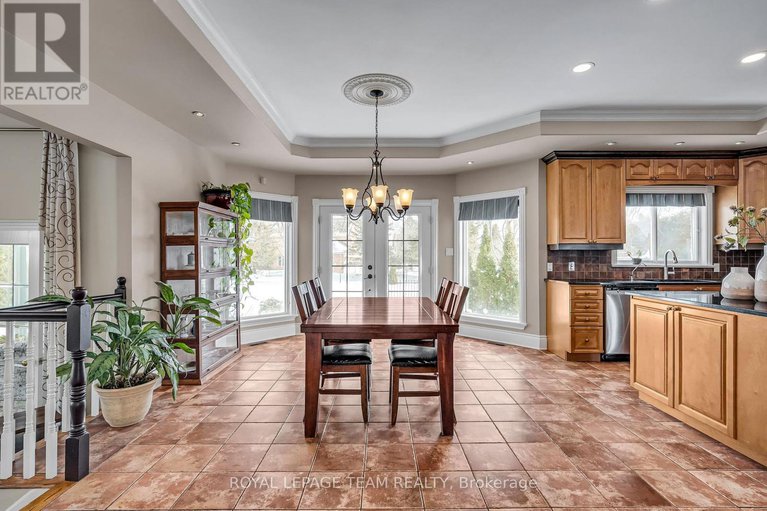 28078826/1345-potter-drive/manotick-village-manotick-estates/ottawa/ontario/K4M1C6_13