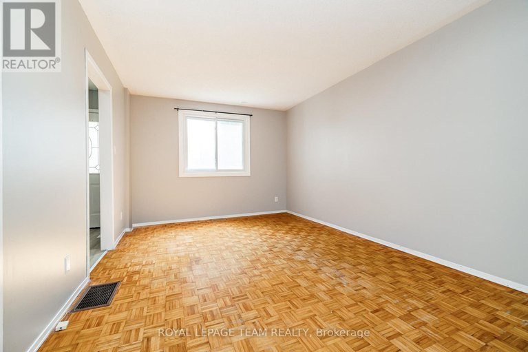 28874937/10-105-parkinson-st-street/kemptville/north-grenville/ontario/K0G1J0_11