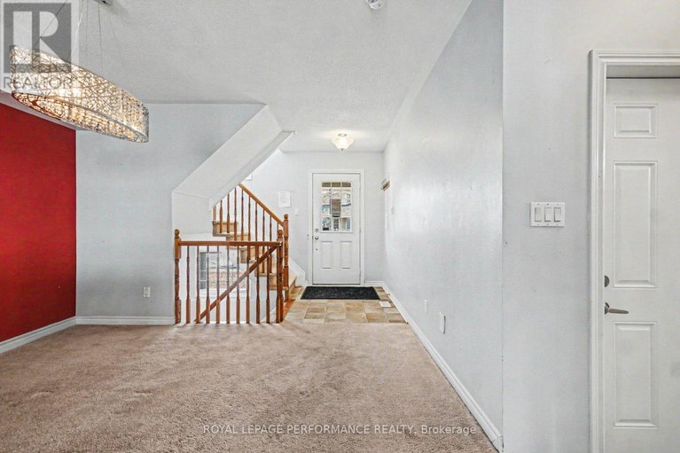 29581427/2733-grand-canal-street/half-moon-bay/ottawa/ontario/K2J0T1_2