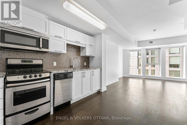 29310406/1104-40-nepean-street/ottawa-centre/ottawa/ontario/K2P0X5_7