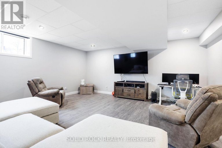 29623865/216-filion-street/embrun/russell/ontario/K0A1W0_36