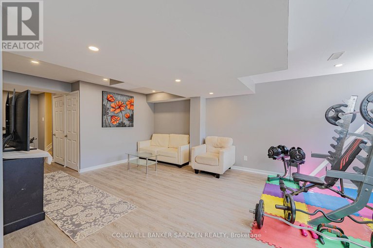 28532595/116-whernside-terrace-w/morgans-grantsouth-march/ottawa/ontario/K2W0C7_40