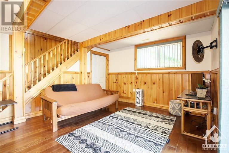 27522542/64-rossel-trail/muskrat-lake/cobden/ontario/K0J1K0_17