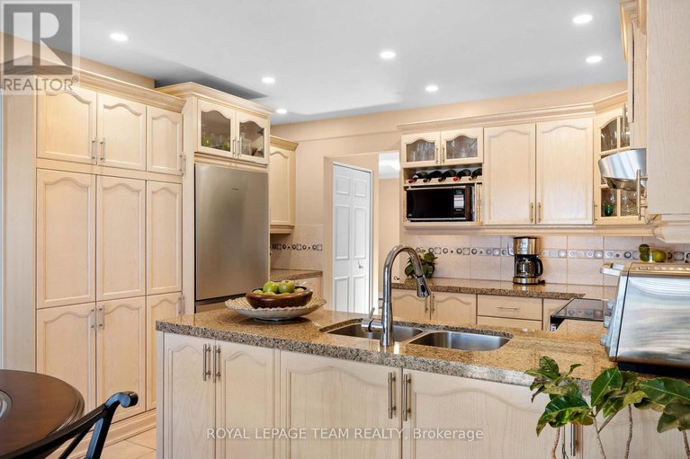 29665654/6526-tooney-drive/orleanssunridge/ottawa/ontario/K1C7G9_11