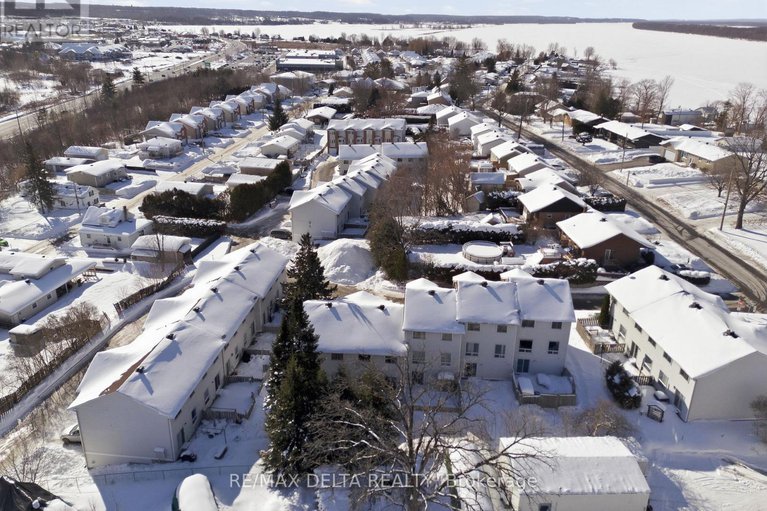 29322185/7-1948-riviera-terrace/town-of-rockland/clarence-rockland/ontario/K4K1J4_30