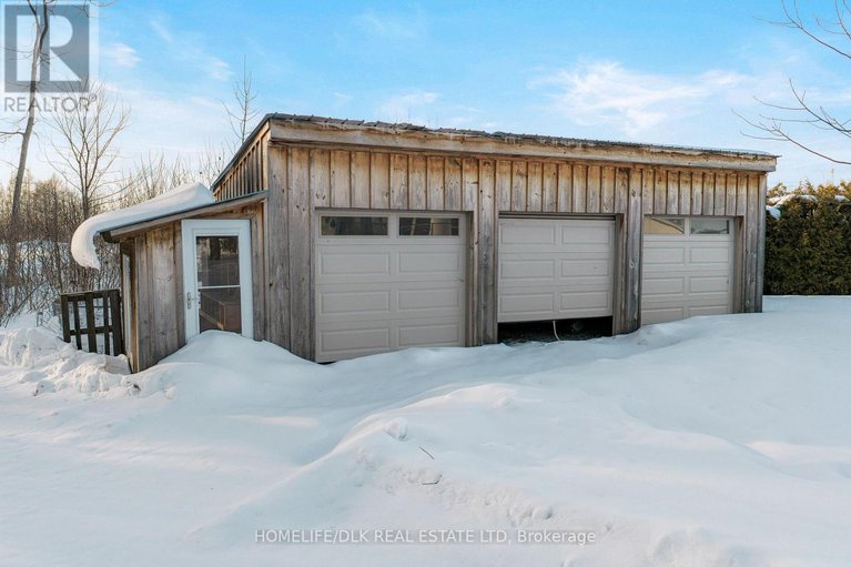 29392400/834-south-gower-drive/north-grenville-twp-kemptville-east/north-grenville/ontario/K0G1J0_29