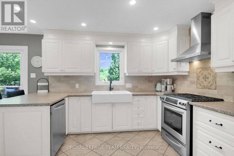 28640898/7117-quinnfield-way/greely/ottawa/ontario/K4P1B6_13