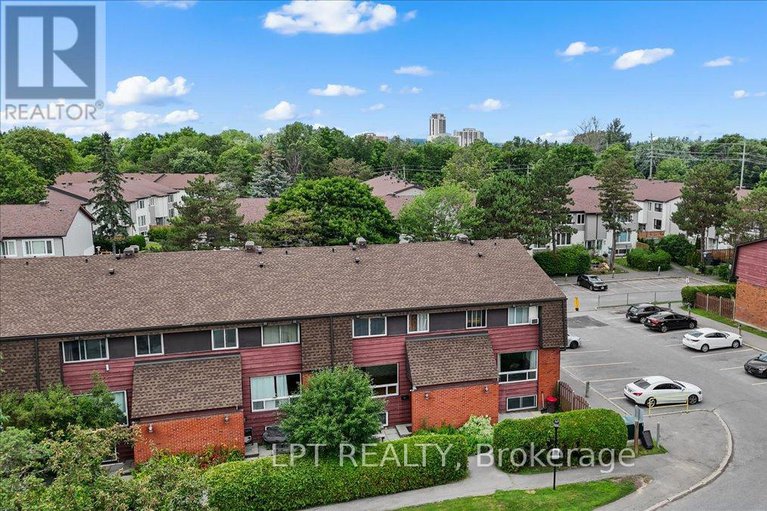 28625670/f-9f-banner-road/sheahan-estatestrend-village/ottawa/ontario/K2H8T3_31