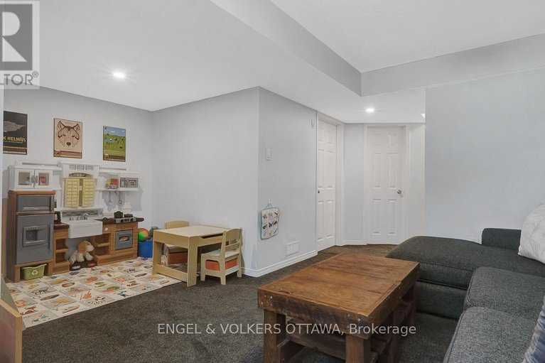 29642313/19-mullcraft-crescent/longfields/ottawa/ontario/K2J4P8_25