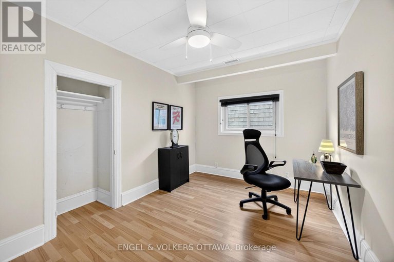 29378489/27-king-george-street/overbrook/ottawa/ontario/K1K1V6_30