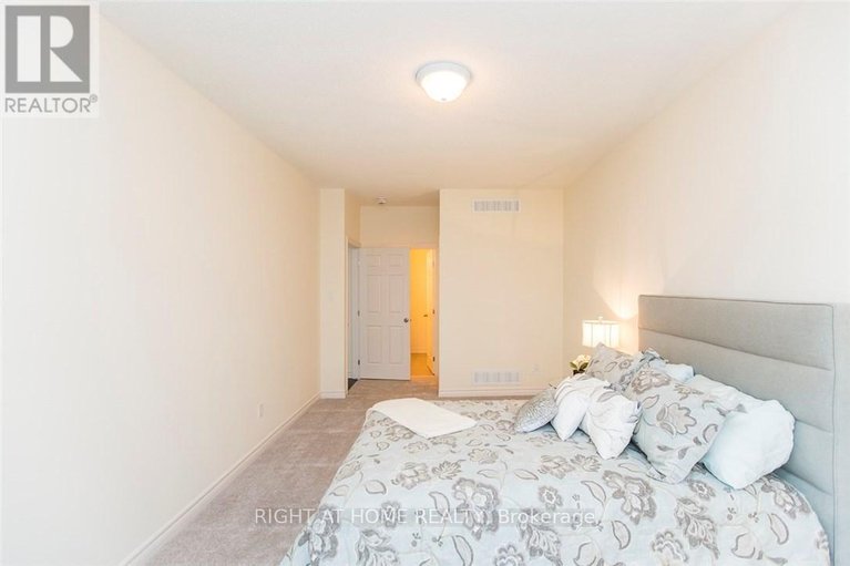 29507566/113-passageway-way/bridlewood/ottawa/ontario/K2M1H6_12