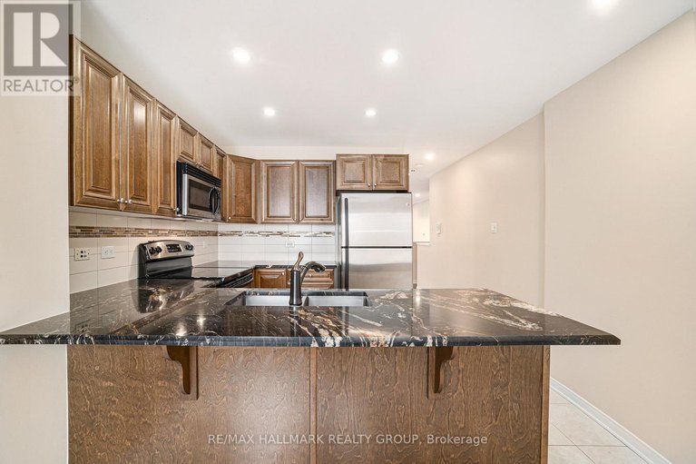 28811121/17-170-den-haag-drive/carson-meadows/ottawa/ontario/K1K2V7_6